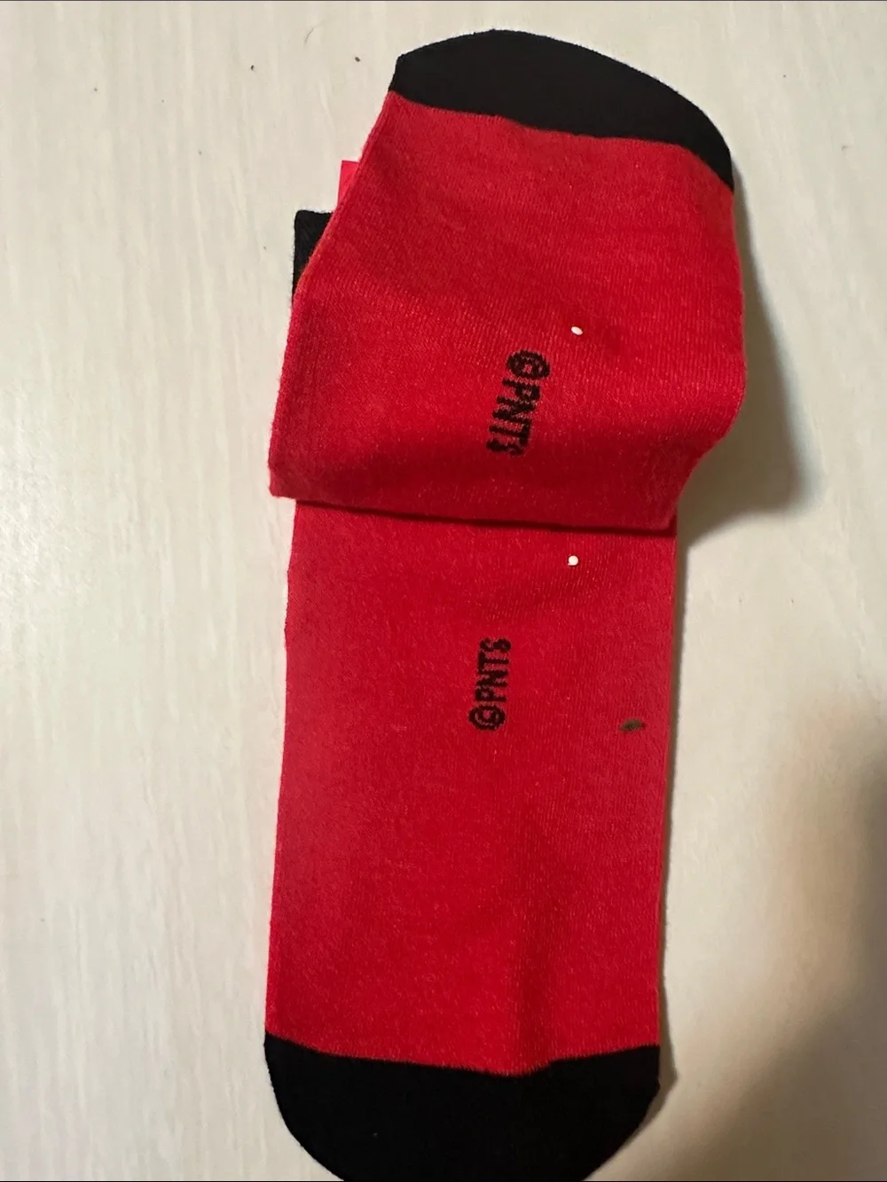 Peanuts Joe Cool No Show Socks - Red & Black